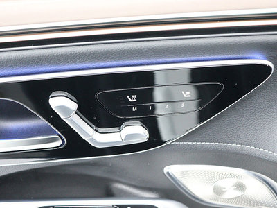 MERCEDES-BENZ EQE - 6