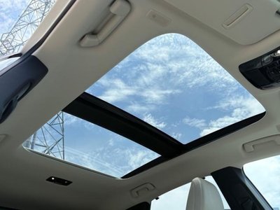2023 Lexus RX photo 4