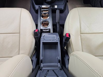 صورة مصغرة 31 لـ 2015 Toyota LAND CRUISER 70