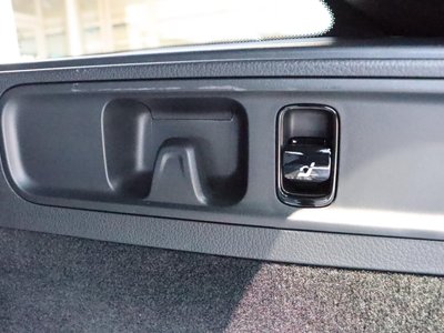 صورة مصغرة 57 لـ 2026 Mercedes-BENZ C-CLASS