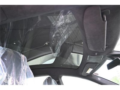 2020 Tesla MODEL S — миниатюра 11