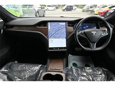 2020 Tesla MODEL S — миниатюра 13