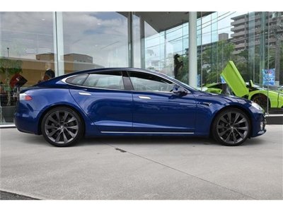 2020 Tesla MODEL S photo 8