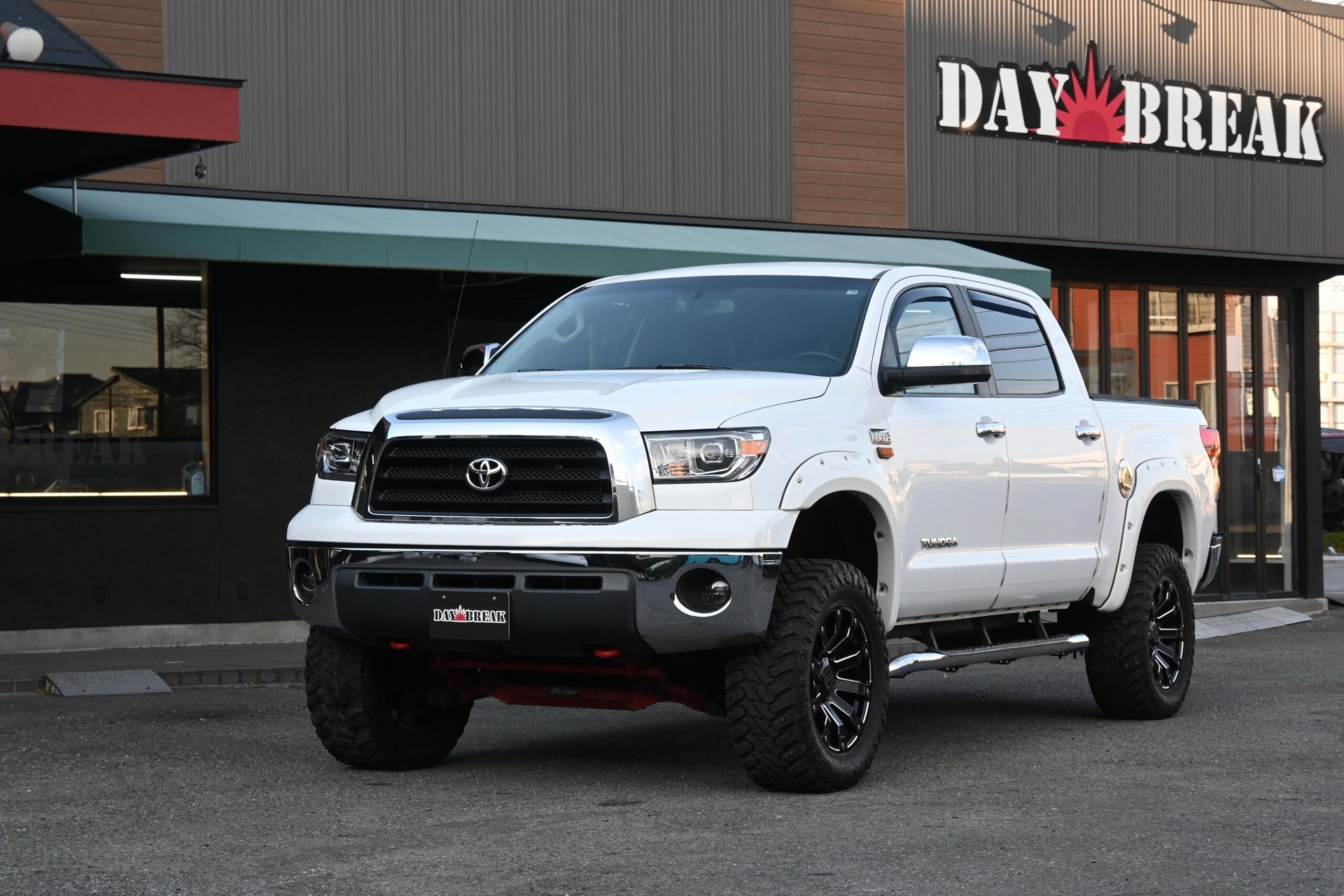 TOYOTA TUNDRA - View 1