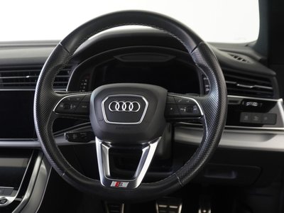 2021 AUDI Q8 thumbnail 18