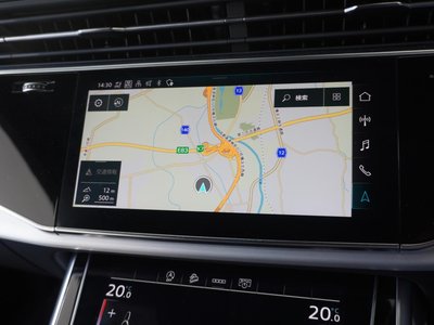 2021 AUDI Q8 thumbnail 17