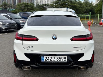 2024 BMW X4 photo 6