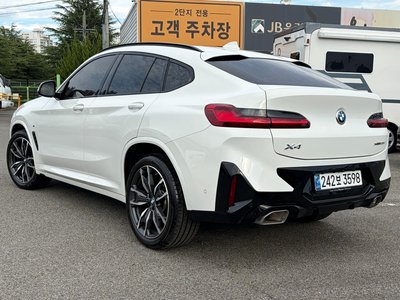 2024 BMW X4 photo 3