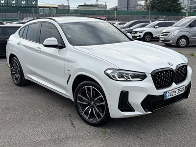 2024 BMW X4 photo 1