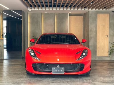 FERRARI 812 SUPERFAST