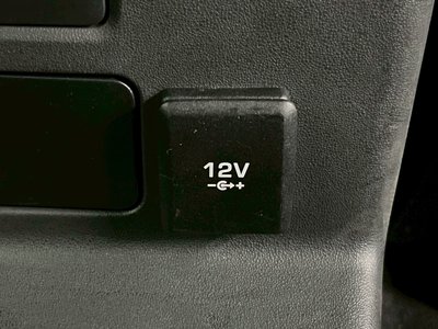 2021 LAND Rover RANGE ROVER VELAR — миниатюра 31