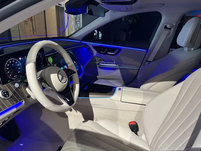 MERCEDES-BENZ E-CLASS - 9