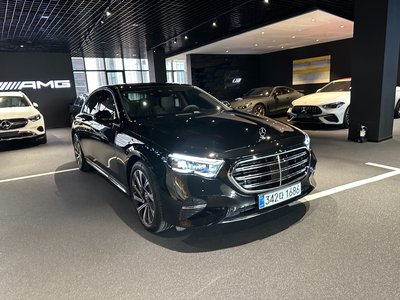 MERCEDES-BENZ E-CLASS - 2