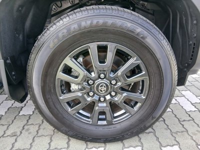 TOYOTA LAND CRUISER 250 - 9