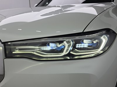 BMW X7 - 9