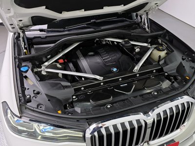 BMW X7 - 7