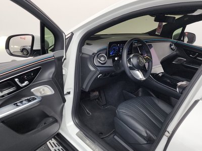 MERCEDES-BENZ EQE - 10