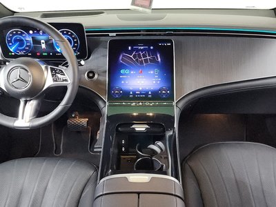 MERCEDES-BENZ EQE - 5