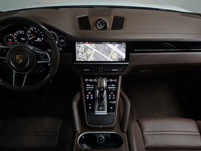 PORSCHE CAYENNE - 5