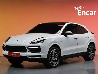 PORSCHE CAYENNE - 1
