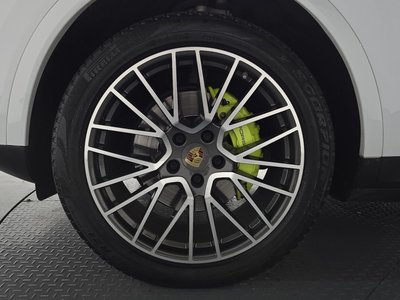 PORSCHE CAYENNE - 6