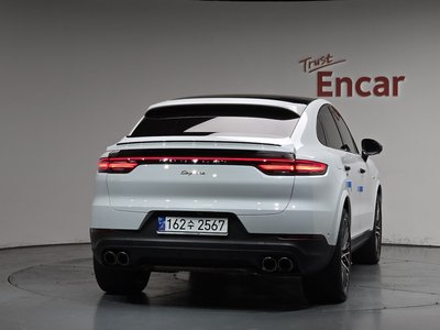 PORSCHE CAYENNE - 4