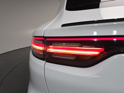 PORSCHE CAYENNE - 10