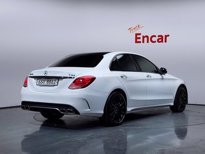 MERCEDES-BENZ C-CLASS - 2