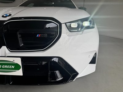 2025 BMW M5 照片 9