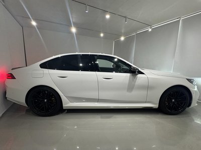 2025 BMW M5 — миниатюра 14