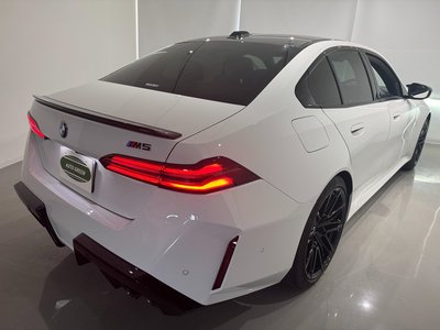 2025 BMW M5 — миниатюра 13