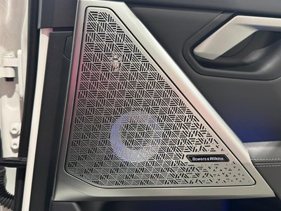 2025 BMW M5 — миниатюра 61