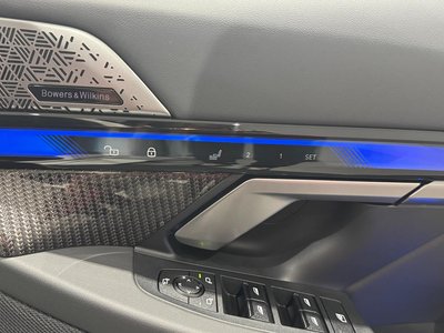 2025 BMW M5 — миниатюра 27