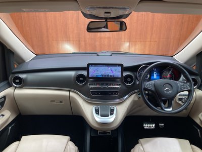 MERCEDES-BENZ V-CLASS - 4