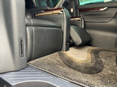 TOYOTA ALPHARD - 7
