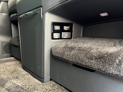 TOYOTA ALPHARD - 8