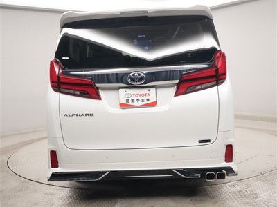 2023 TOYOTA ALPHARD photo 4