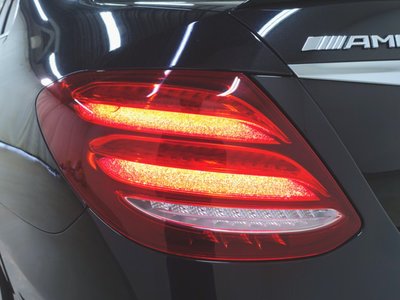 MERCEDES-BENZ E-CLASS AMG - 5