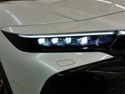 TOYOTA CROWN CROSSOVER - 9