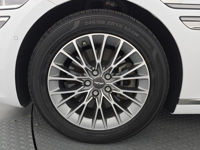 GENESIS G80 (RG3) - 6