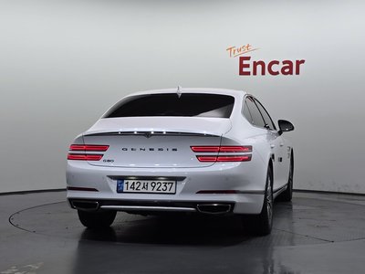 GENESIS G80 (RG3) - 4