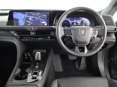 TOYOTA CROWN SPORT - 4