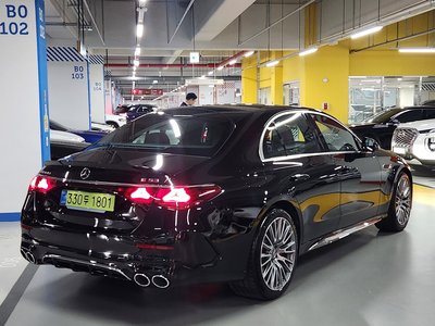 MERCEDES-BENZ E-CLASS - 3