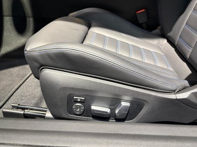 صورة مصغرة 58 لـ 2022 BMW 2 SERIES COUPE