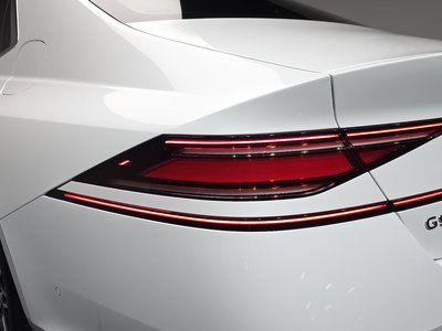 صورة 10 لـ 2023 Genesis G90 (RS4)