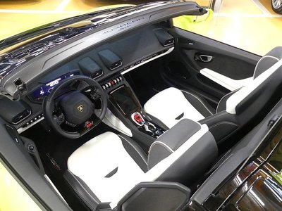 LAMBORGHINI HURACAN - 5