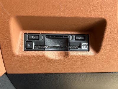 TOYOTA VELLFIRE - 9