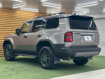 2025 Toyota LAND CRUISER 250 thumbnail 26