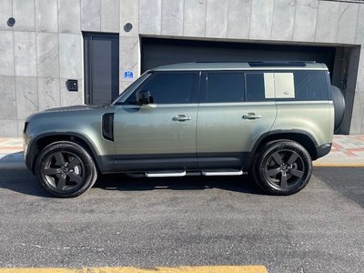 LAND ROVER DEFENDER - 4