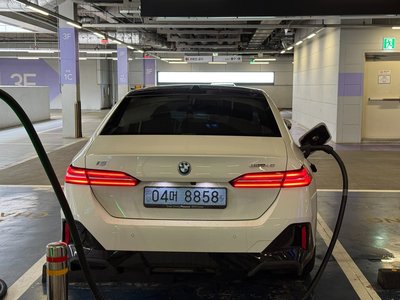 2026 BMW I5 photo 3
